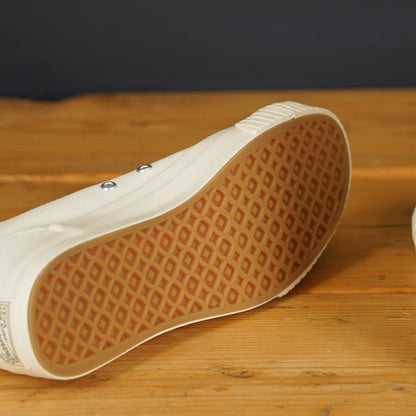 Wearmasters lot 408 Hi-Top Sneakers - White