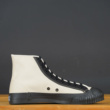 Wearmasters lot 408 Hi-Top Sneakers - White X Black