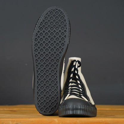 Wearmasters lot 408 Hi-Top Sneakers - White X Black