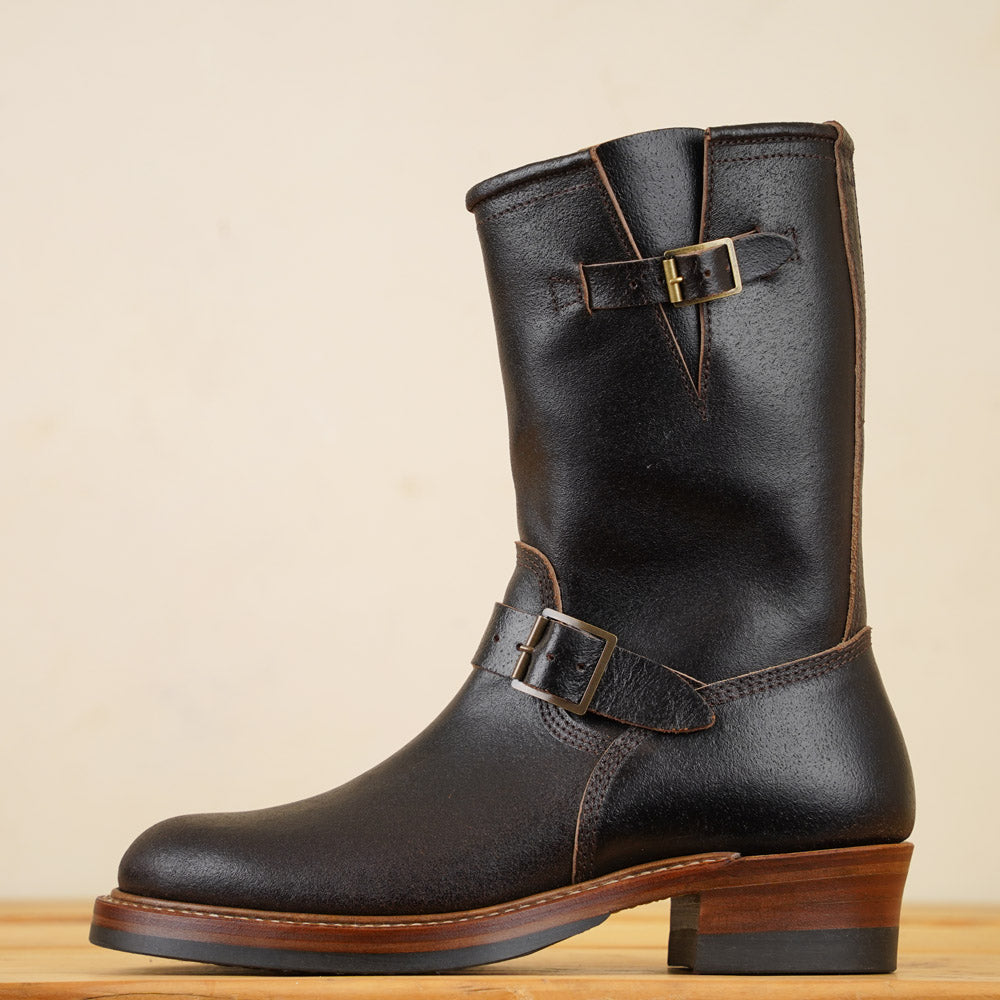 Engineer Boots - Dark Brown Waxed Flesh