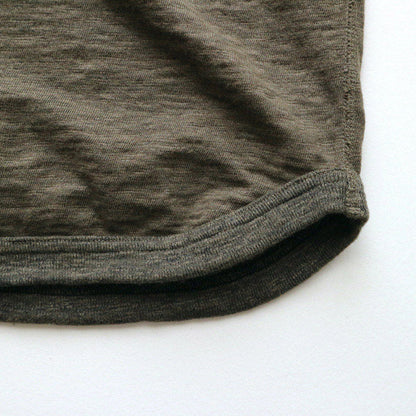 Loop & Weft Taped Seam Ribbed Pocket Crew Neck