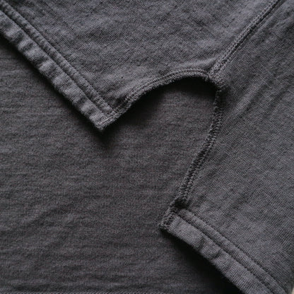 LOOP & WEFT TUCK STITCH RIBBED MILITARY HENLEY