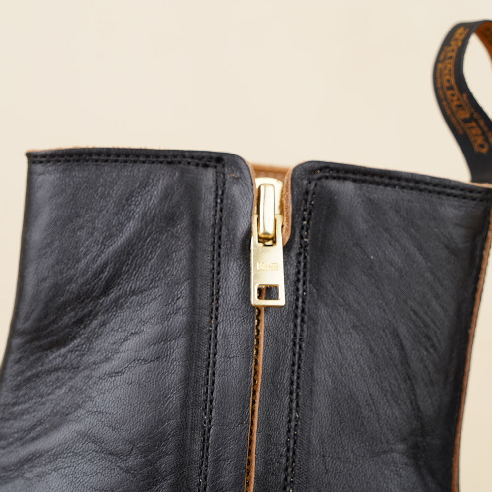 Casper Boots - Black Horsefront