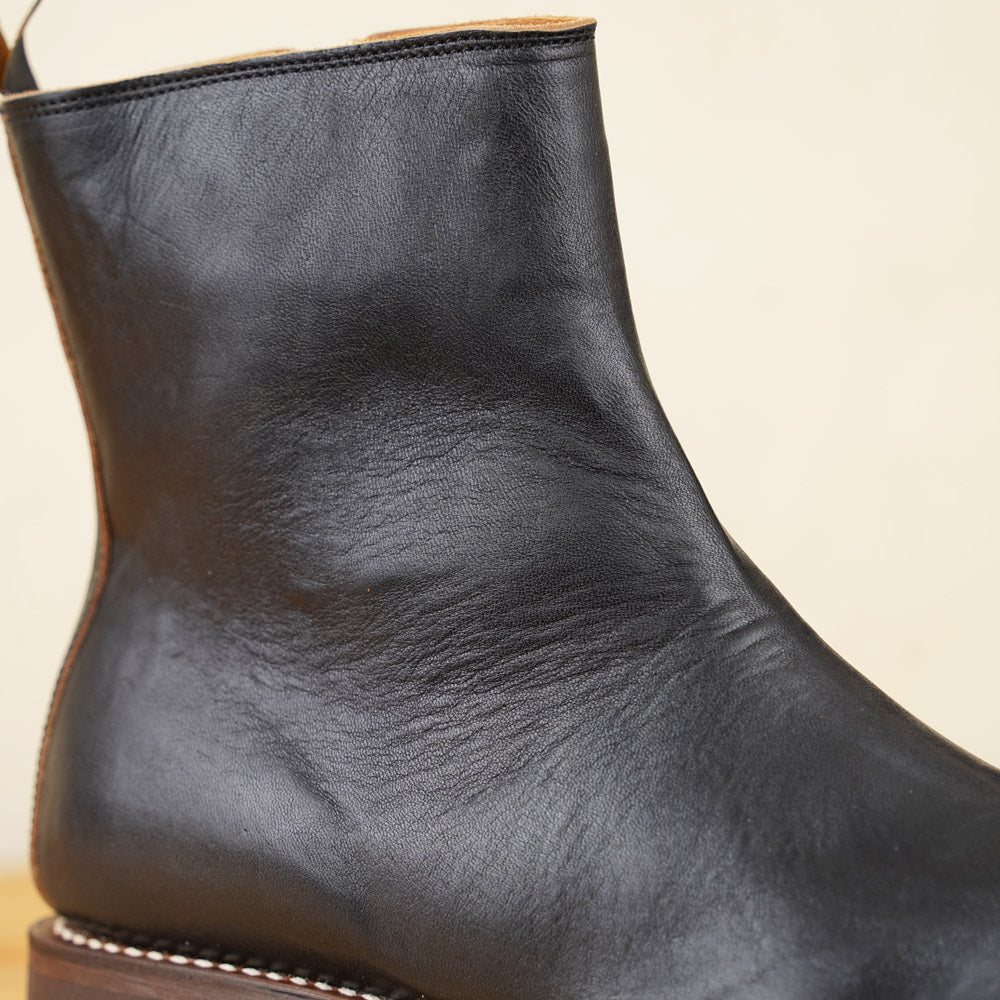 Casper Boots - Black Horsefront