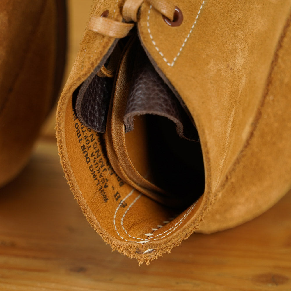 Rolling Dub Trio - M42.5 Boots - Beige Waxed Suede