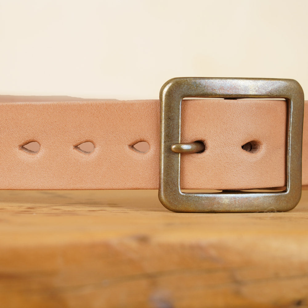 The Strike Gold Leather Belt - Tan