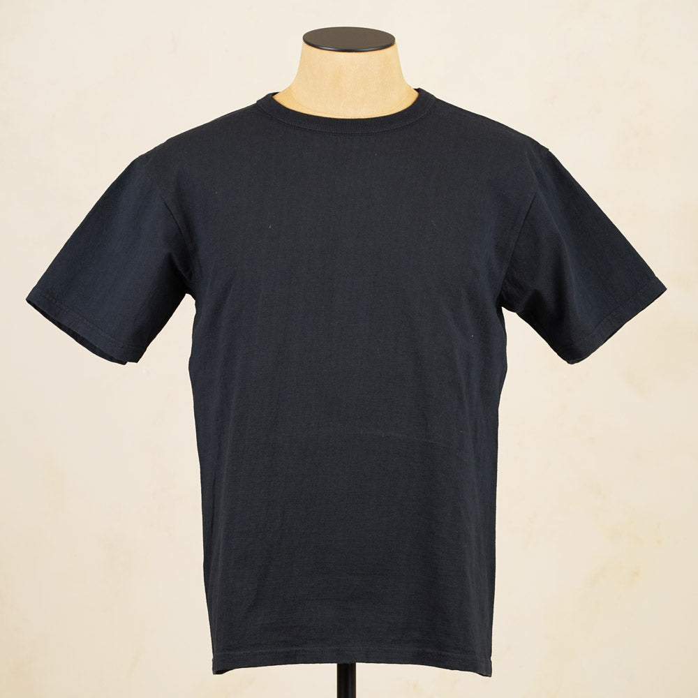 The Strike Gold Plain T-Shirt – Black