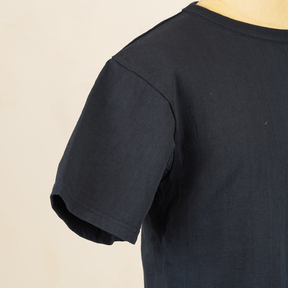 The Strike Gold Plain T-Shirt – Black