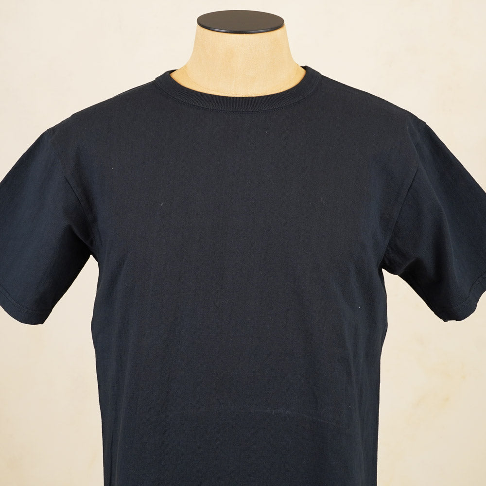 The Strike Gold Plain T-Shirt – Black