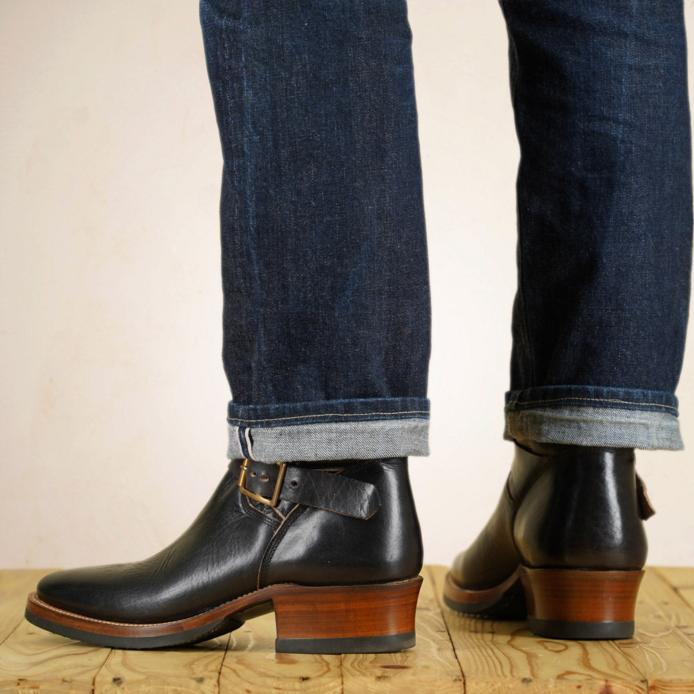 UNMARKED Engineer Boots - Black Holanda Bison Leather