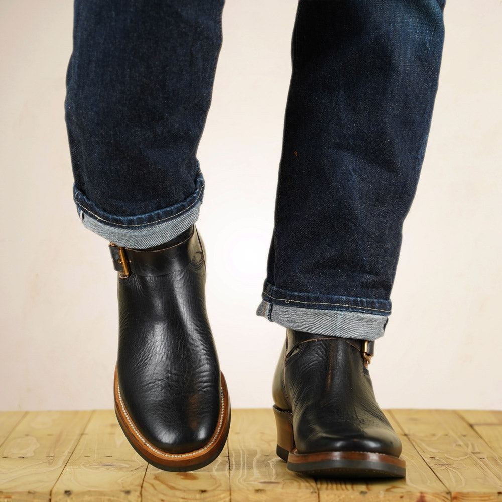 UNMARKED Engineer Boots - Black Holanda Bison Leather