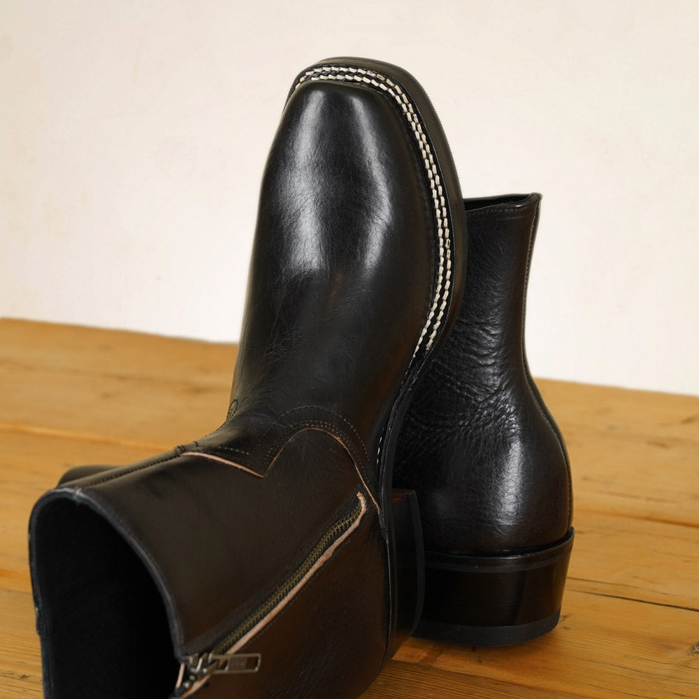 UNMARKED Juan Snip Toe Boots - Black Holanda Bison Leather