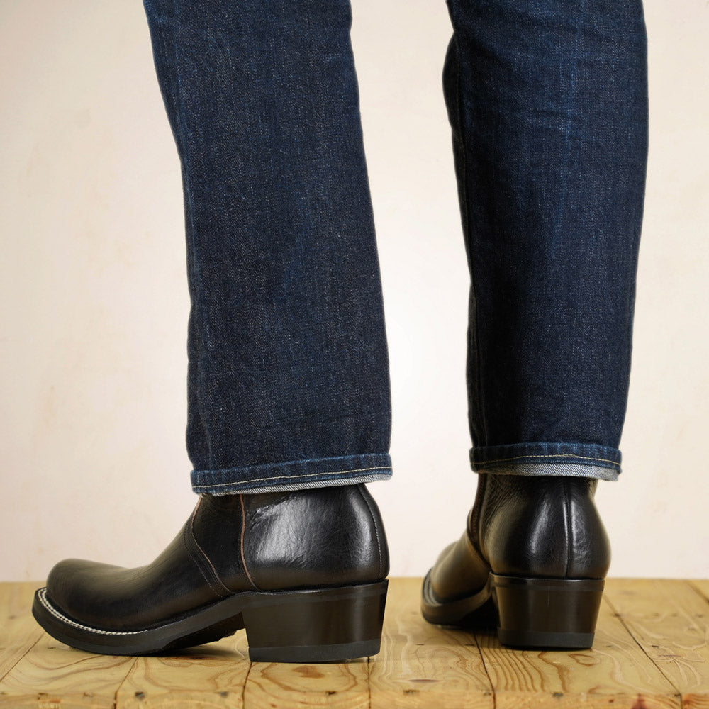 UNMARKED Juan Snip Toe Boots - Black Holanda Bison Leather
