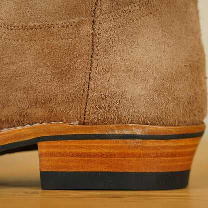 UNMARKED Lechuguera Boots - Dark Sand Suede