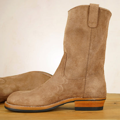 UNMARKED Lechuguera Boots - Dark Sand Suede