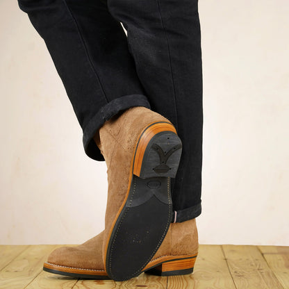 UNMARKED Lechuguera Boots - Dark Sand Suede