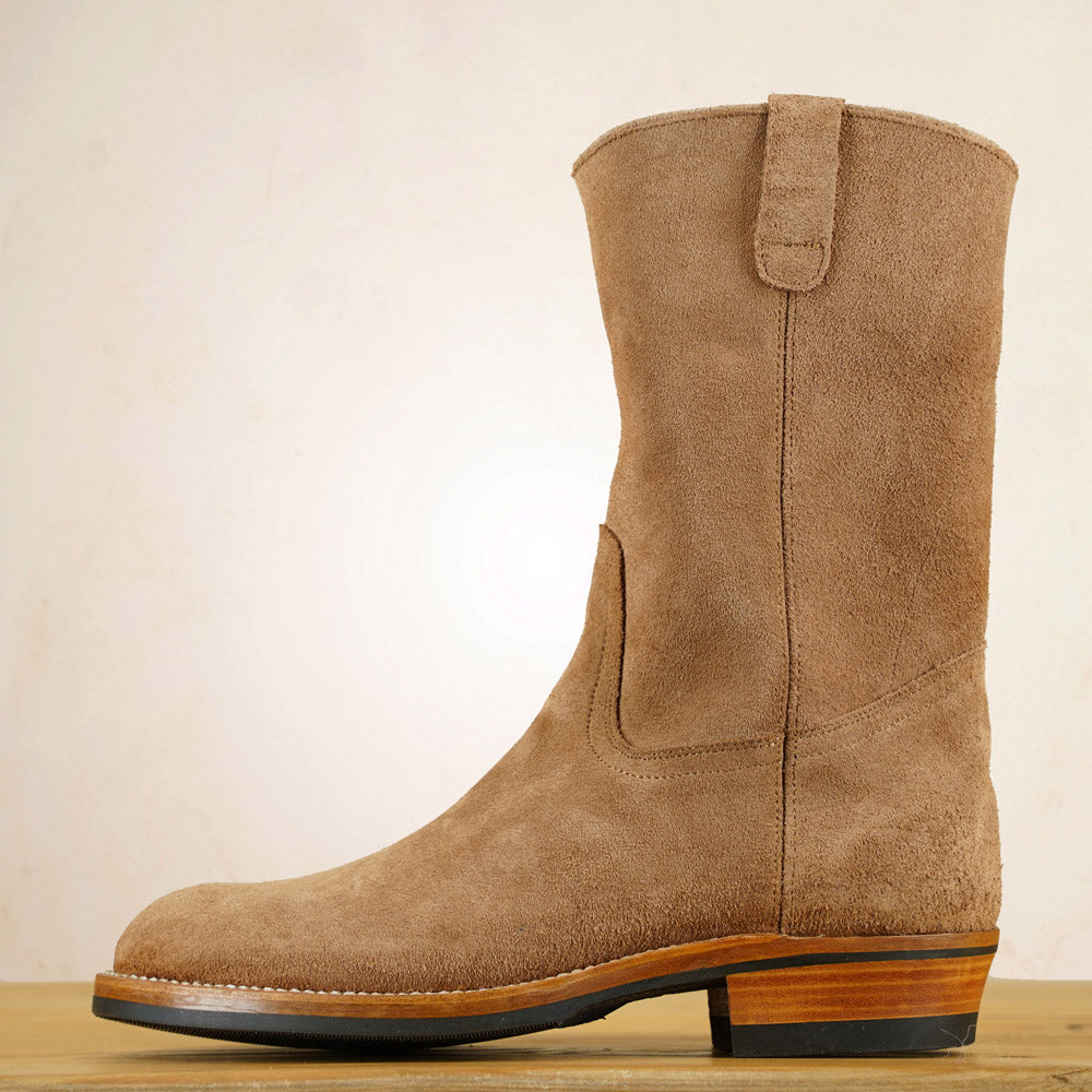 UNMARKED Lechuguera Boots - Dark Sand Suede
