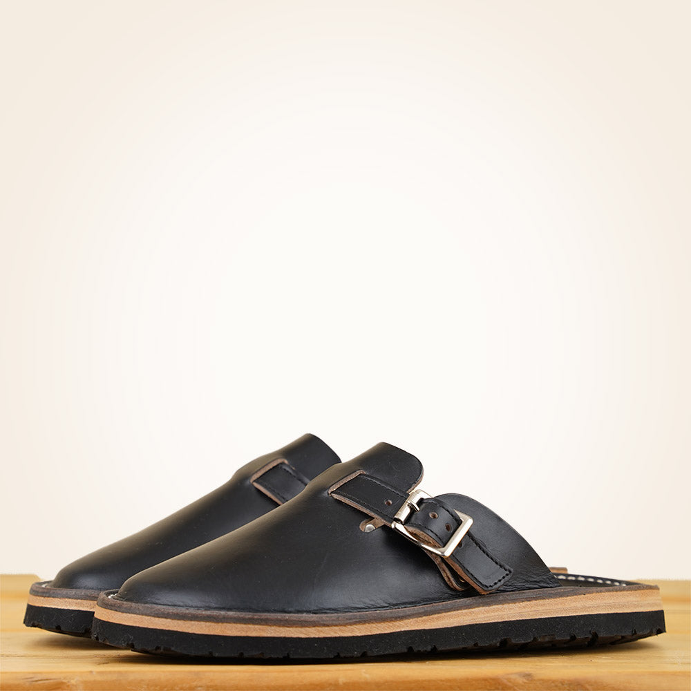 Zerrows Slit Sandals - Black CXL