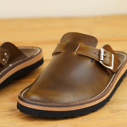 Zerrows Slit Sandals - Olive CXL