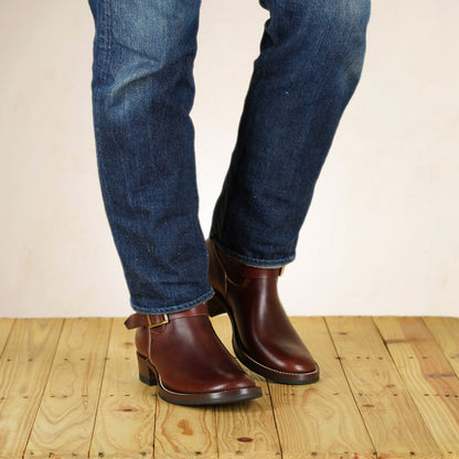 Zerrows Engineer Boots  - Flat Toe Last - Brown CXL